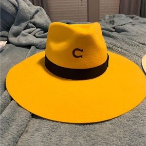 charlie 1 horse felt hat